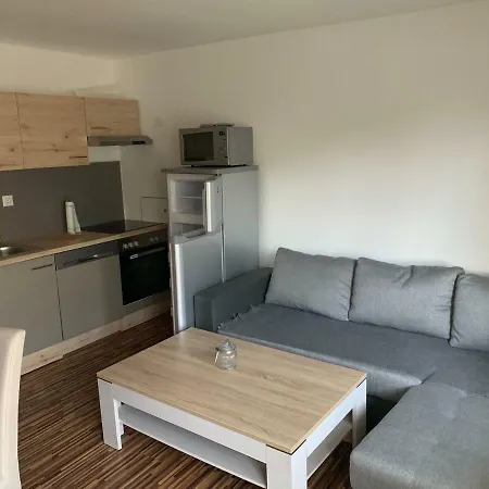Nexis 10 Apartman *
